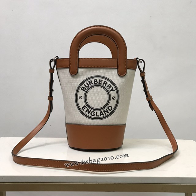 Burberry專門店新款馬術風格的棉質帆布水桶包 巴寶莉手拎肩背女包 yxb1491